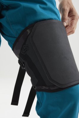 Small Nib knee pad E9